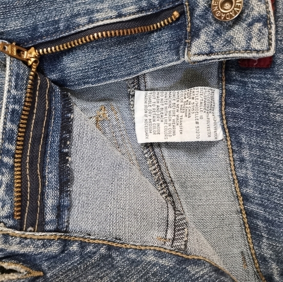 Vintage Design Denim skirt - Picture 4 of 11